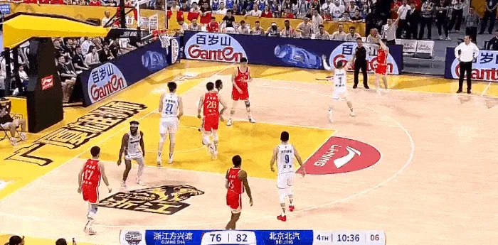 [流言板]哈利談文班為自己造勢：我沒意見，這是聯盟長期以來的趨勢